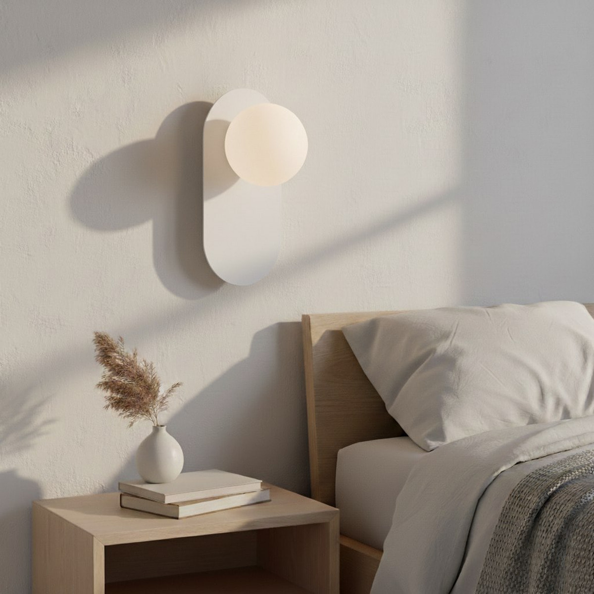 Lampada a parete Viva in acciaio bianco opaco