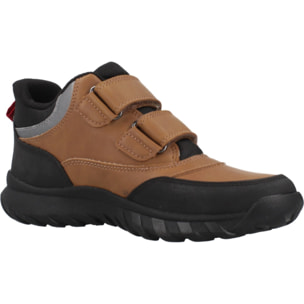 Zapatillas Niño de la marca GEOX  modelo J SIMBYOS BOY B ABX MARRON