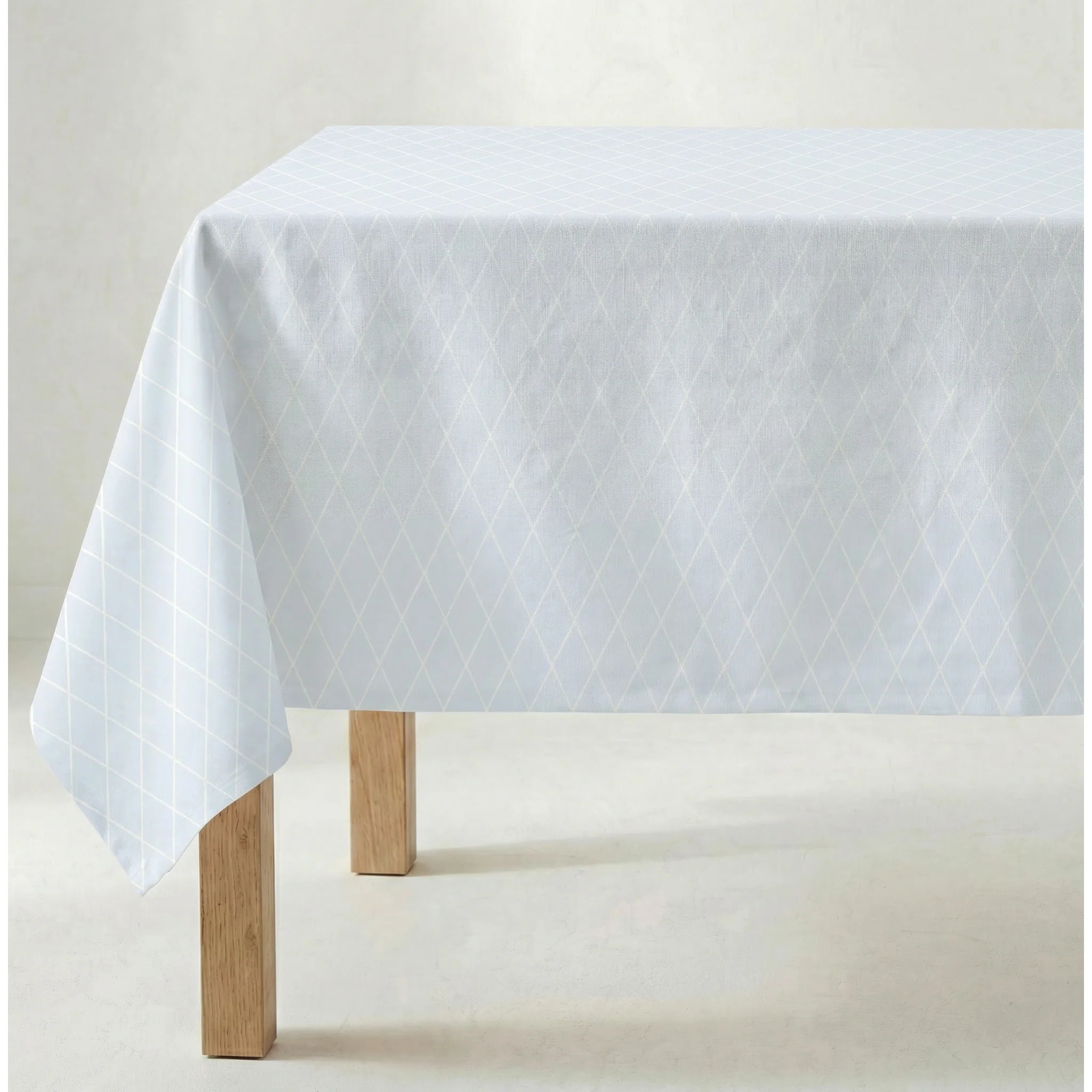 Nappe antitache au toucher tissu imperméable 120-296