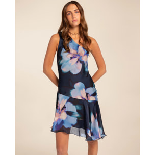 Vestido corto con escote asimétrico