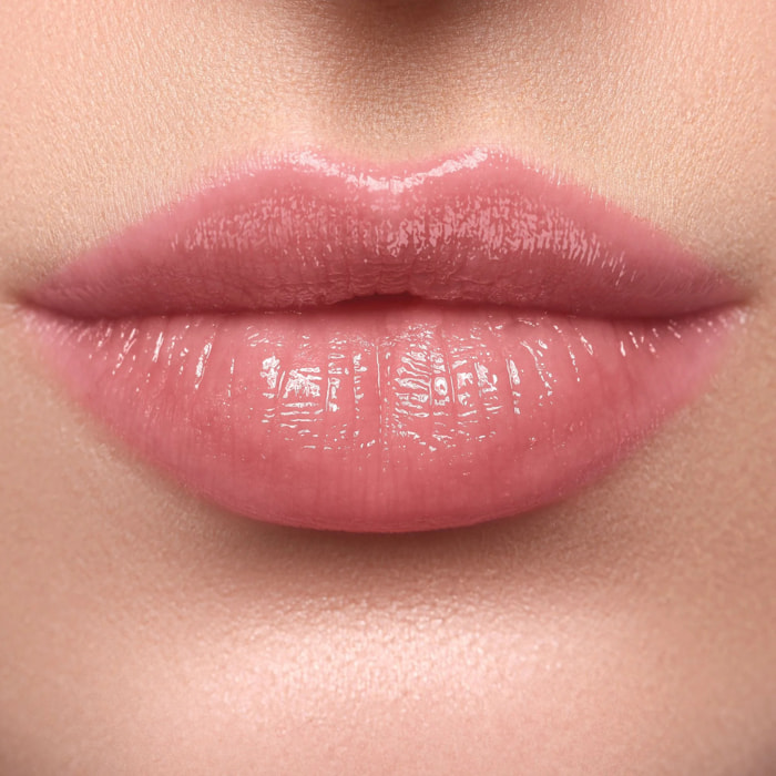 HYDRASHEER GLOSSY LIPSTICK Rossetto dal finish glossato