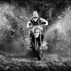 Affiche moto cross Affiche sous cadre noir