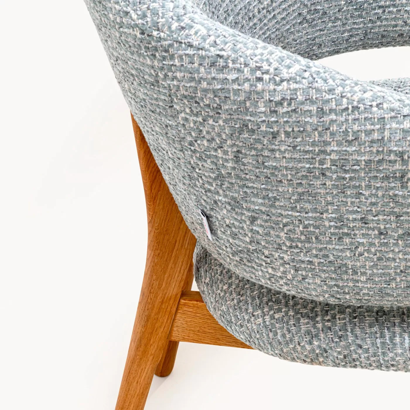Chaise avec accoudoirs August Melange bleue Kare Design