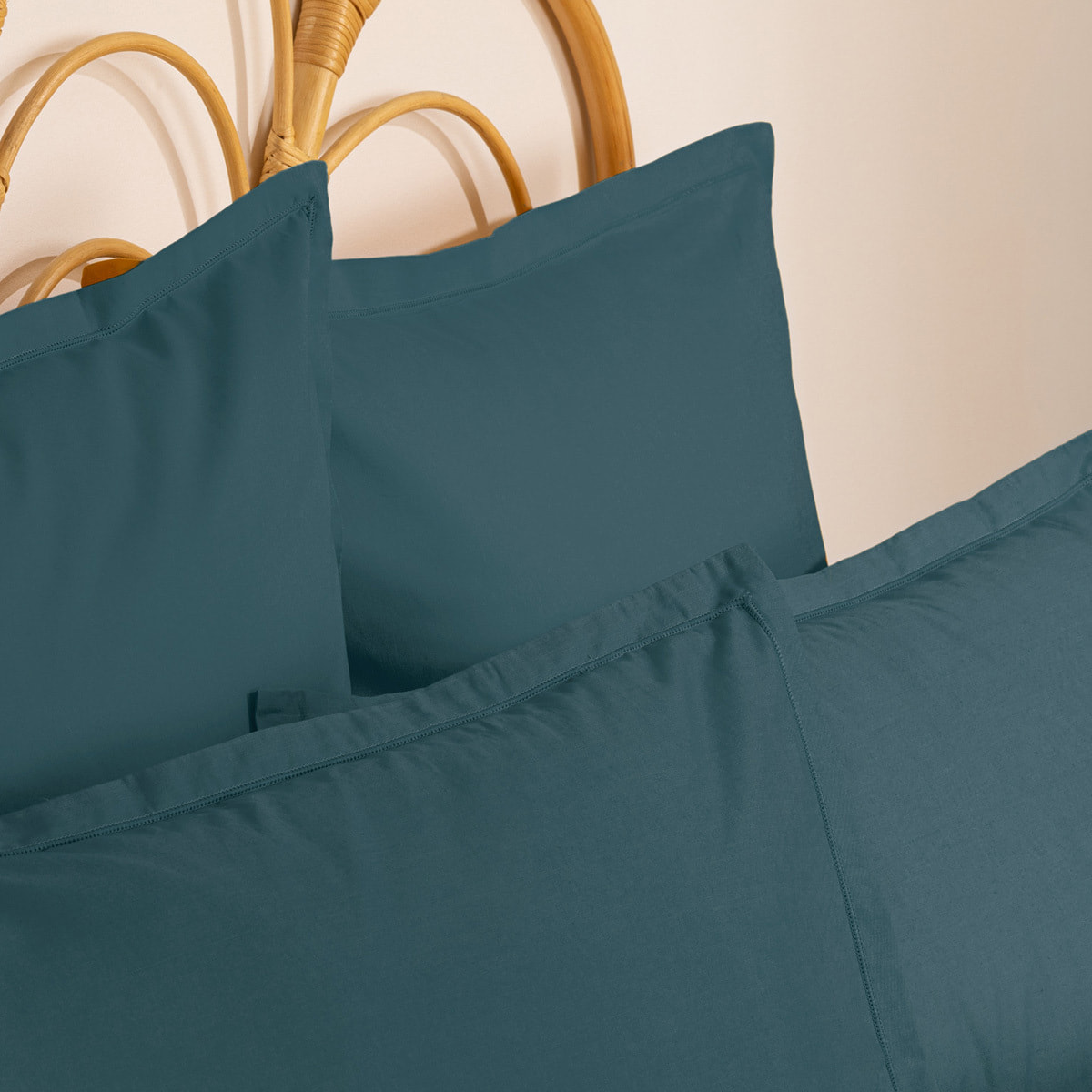 Taie d'oreiller "Carina" coton 63x63cm bleu orage
