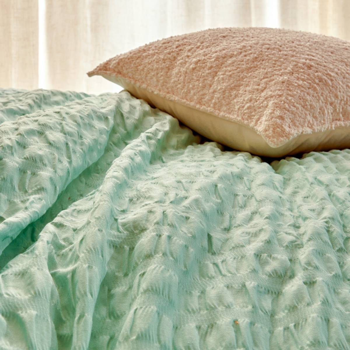 Parure de lit Irhia 240x220cm vert céladon