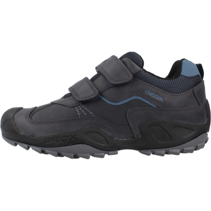 Zapatillas Niño de la marca GEOX  modelo J NEW SAVAGE BOY A Gray