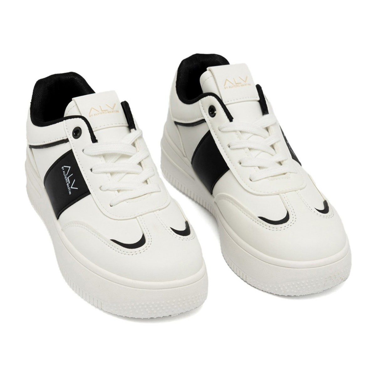 ALV by Alviero Martini Sneakers