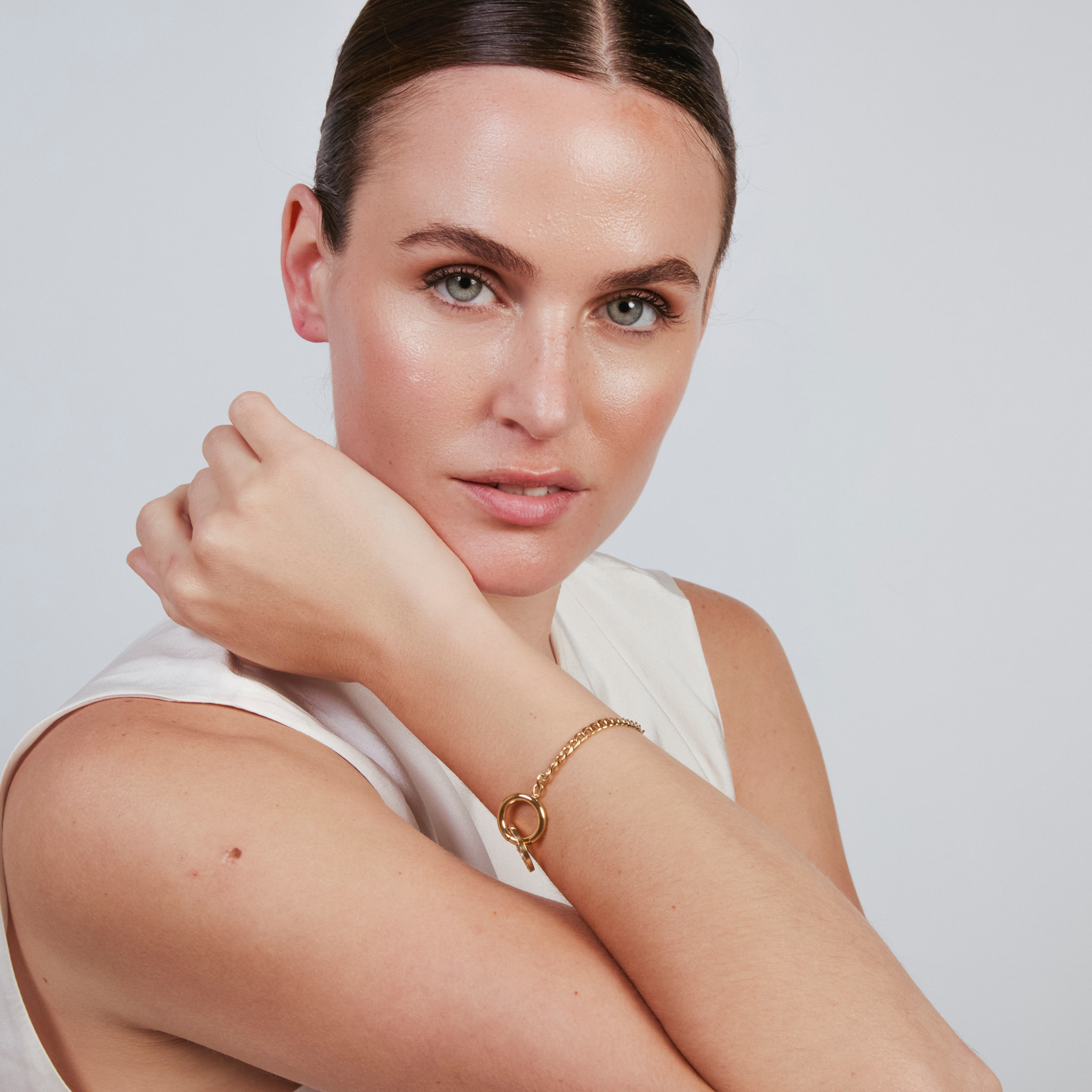 Pulsera Tayhik acabado oro amarillo 18k