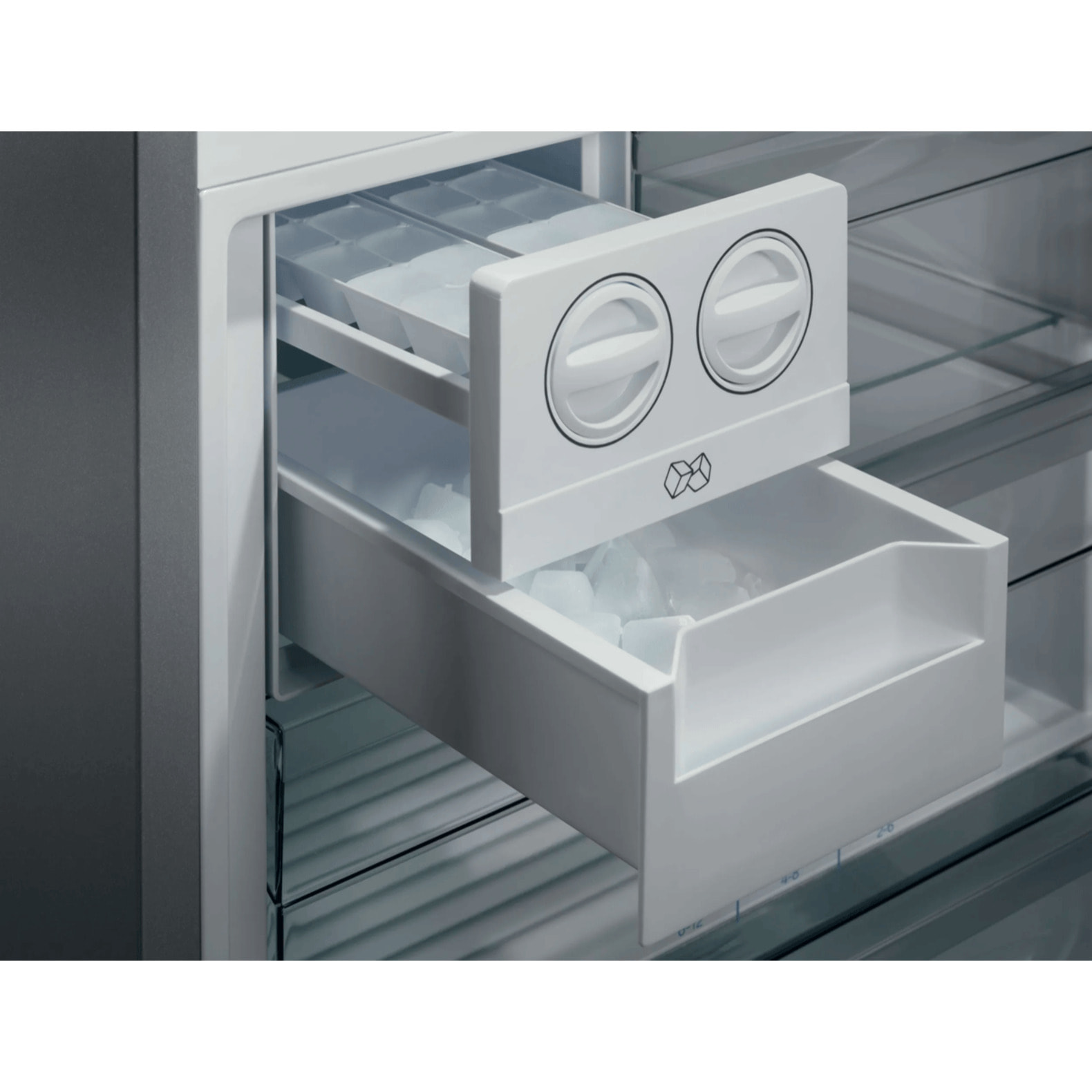 AEG Frigorífico combi de libre instalación Serie 6000 Inox Antihuellas de 192 cm ORC6M481EX | Reacondicionado