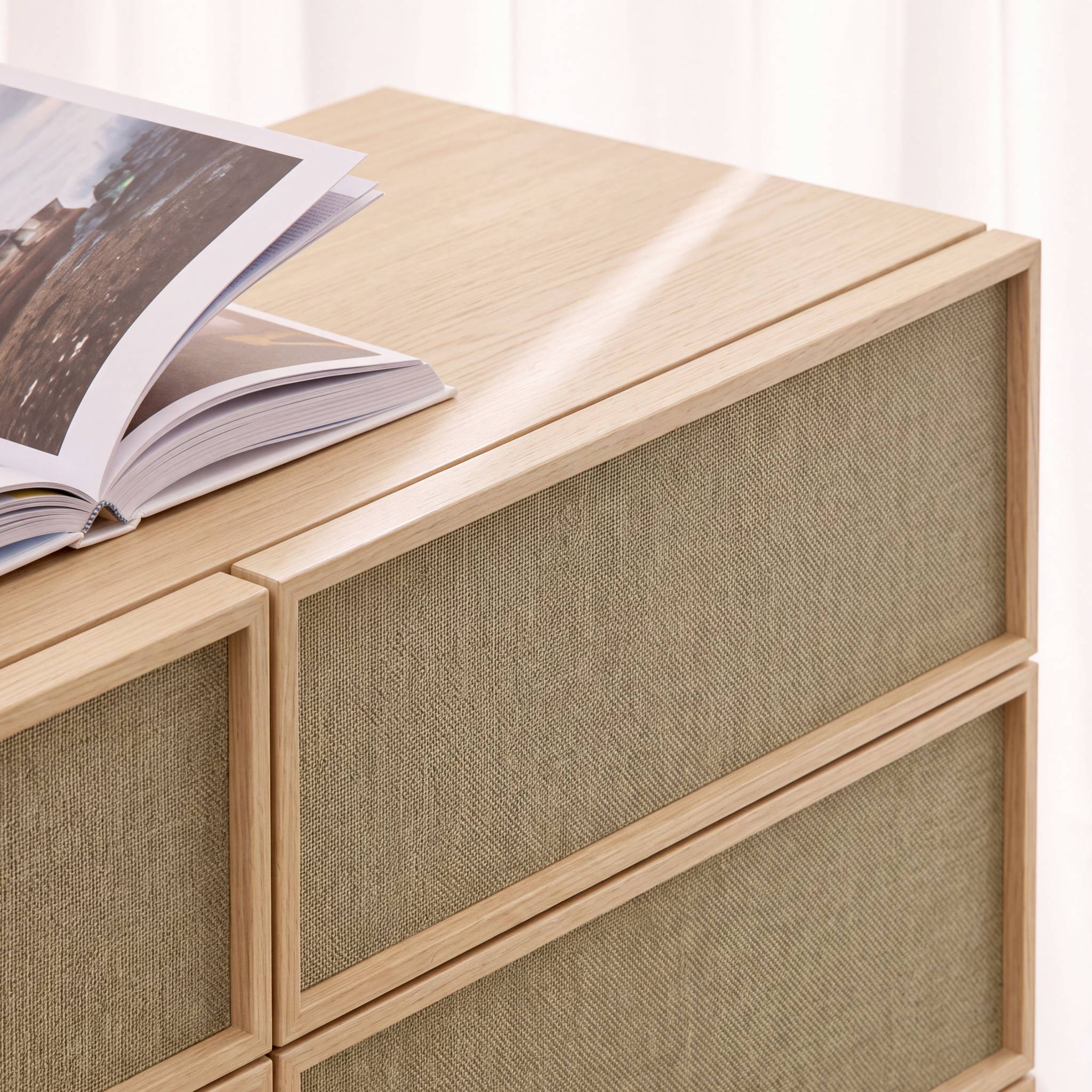 Commode de rangement décor bois et tissu 6 tiroirs KUBA