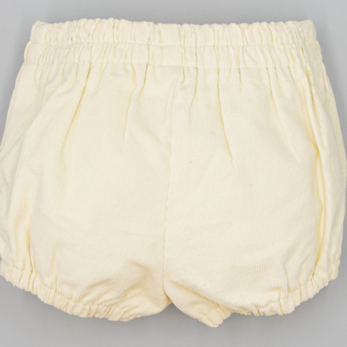 Bermuda Beige De Pana Con Botones De Madera