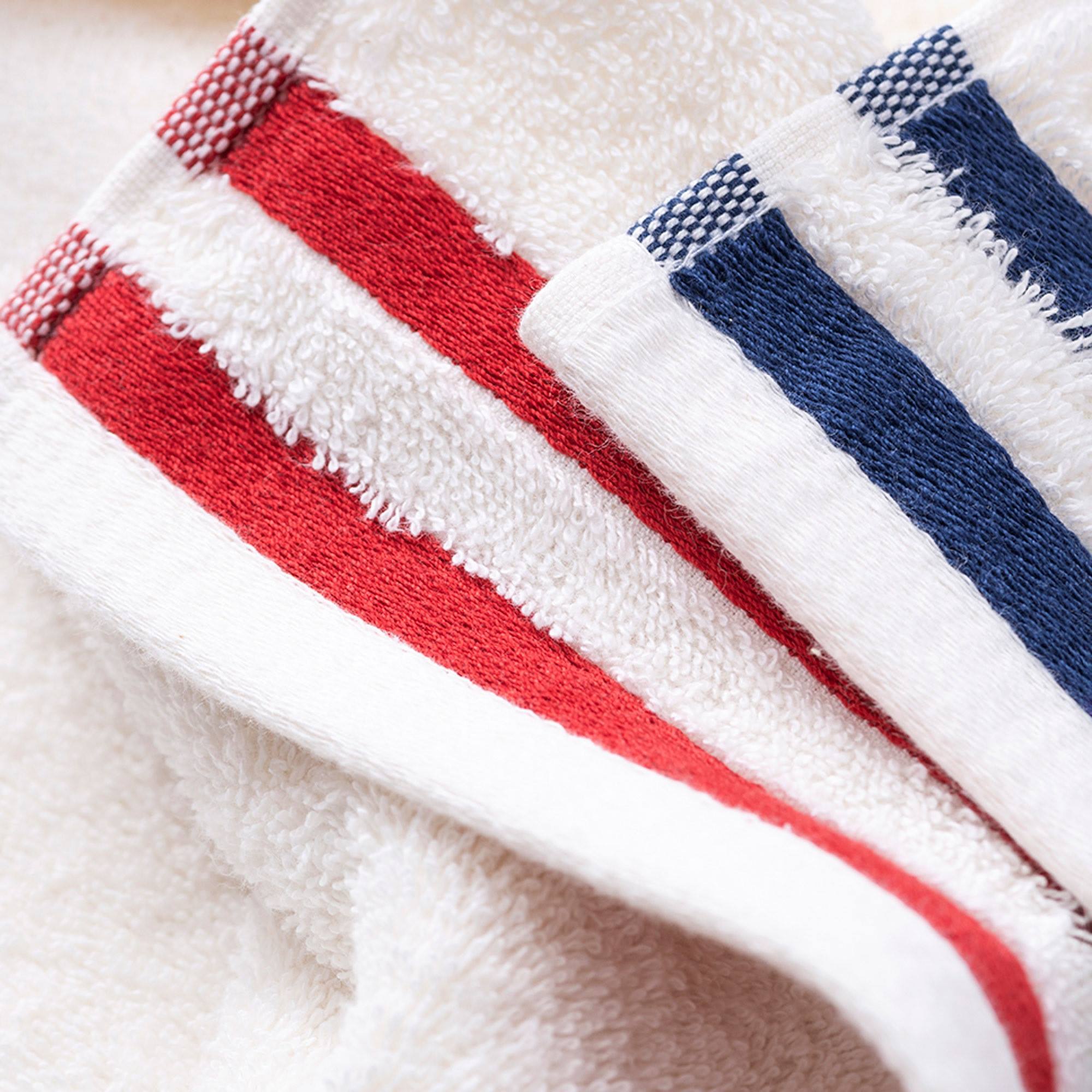 Set de 3 toallas de ducha en color blanco crudo 70x140cm 100% algodón 500gsm el ganso