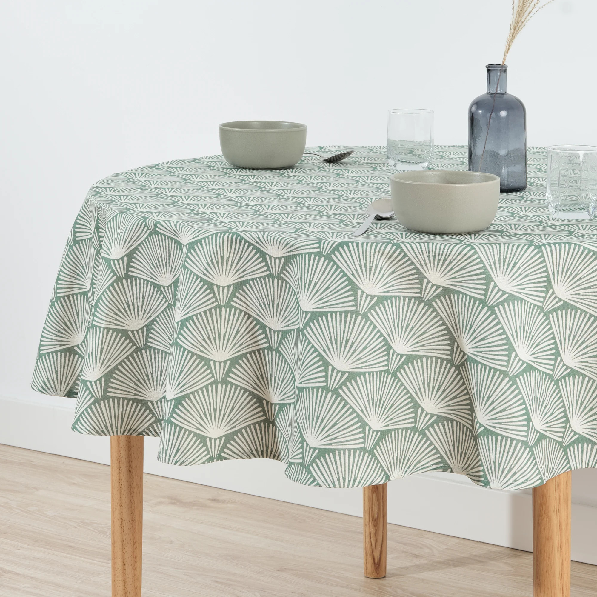 Nappe ronde en résine anti-taches ASENA 4
