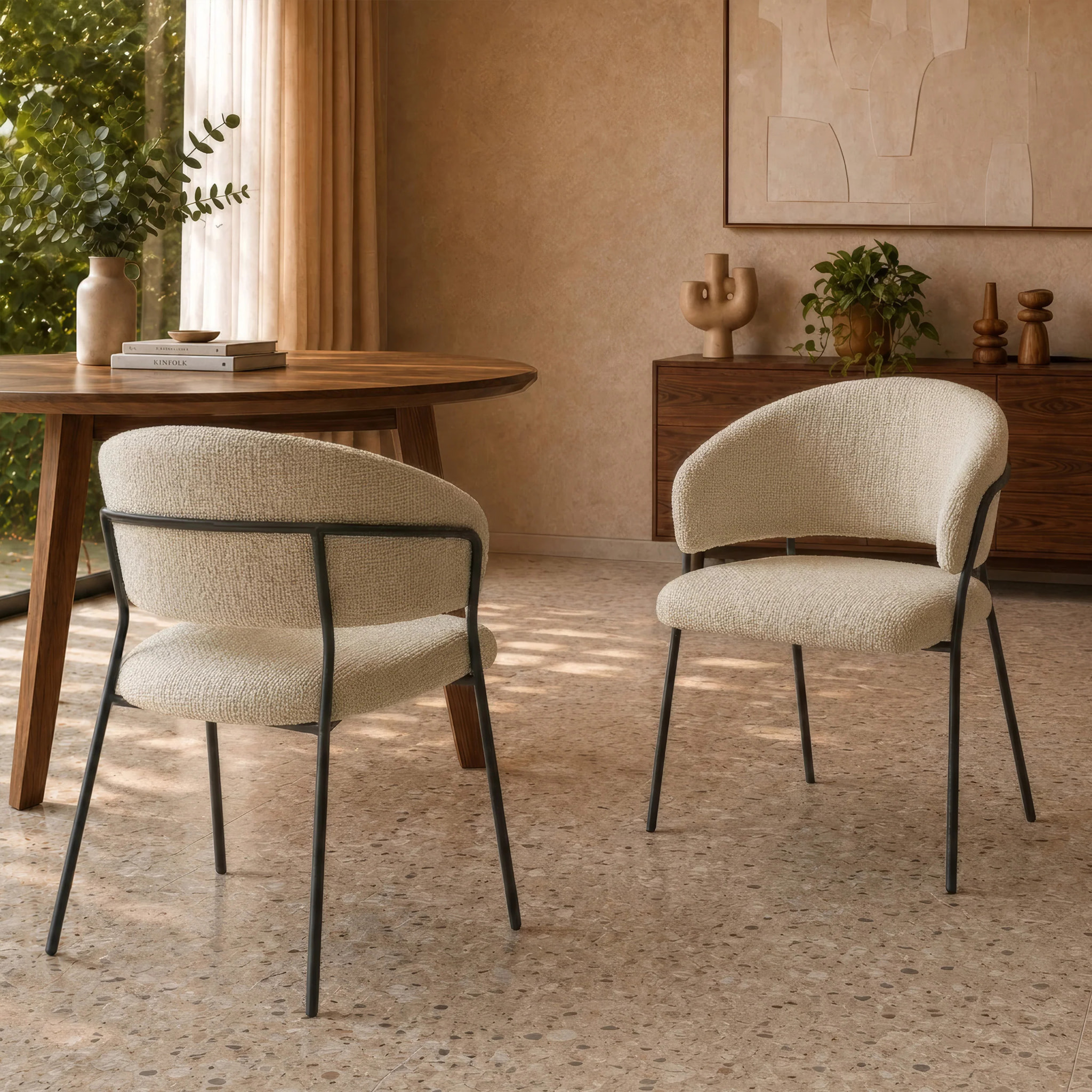 Lot de 2 chaises en tissu beige et pieds en métal noir  - Amaya