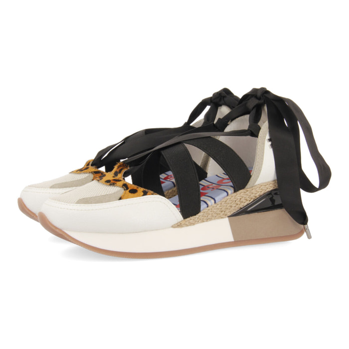 SNEAKERS BLANCAS TIPO ESPADRILLES PARA MUJER ESCAZU