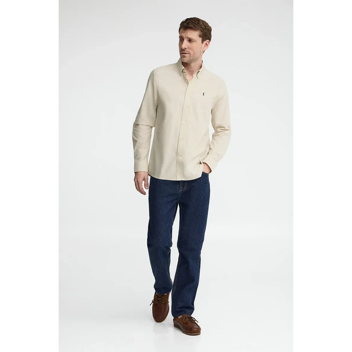 Camisa oxford beige de corte regular y logo Rigby Go