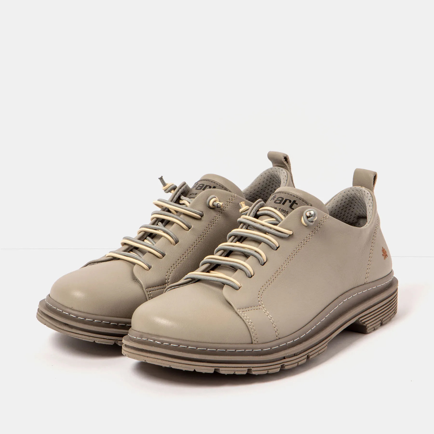 Zapatos 1897 NAPPA SESAME/ BIRMINGHAM color Sesame