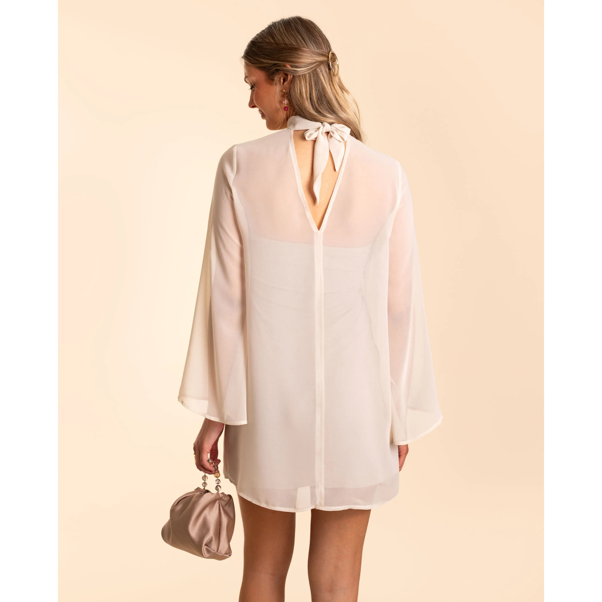 Vestido corto halter transparente