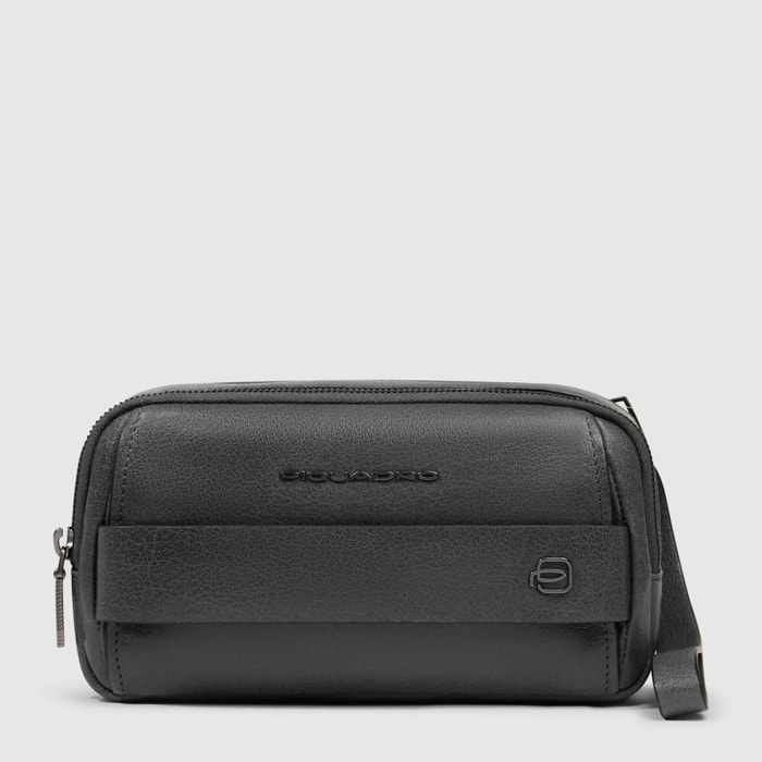 Piquadro Pochette in pelle con polsiera rimovibile e protezione RFID