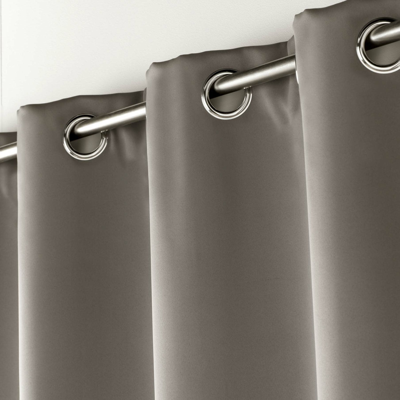 Rideau court obscurcissant 90 % adapté radiateur - Gris Perle