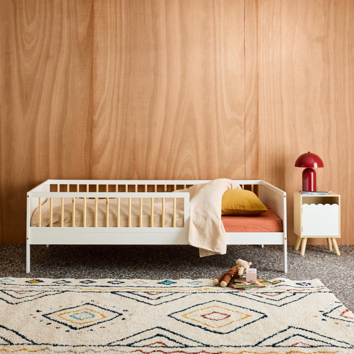 Lit enfant 90 x 190 cm pin naturel sommier à lattes inclus ELIO