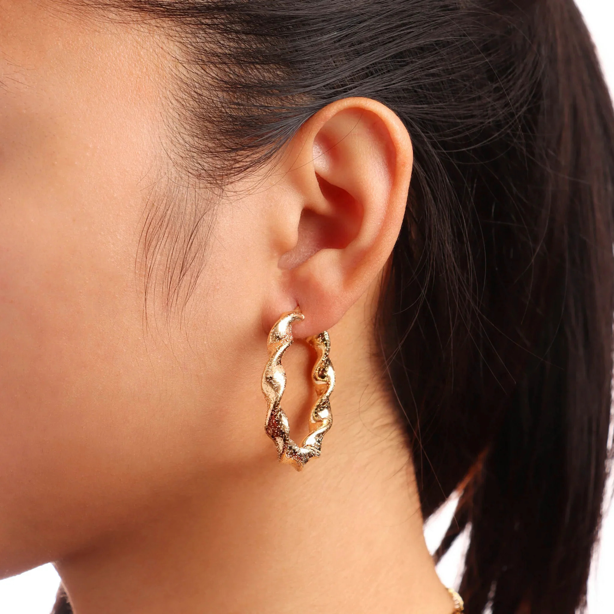 Orecchini a Cerchio Ritorti Lucidi placcati Platino Diametro 4cm