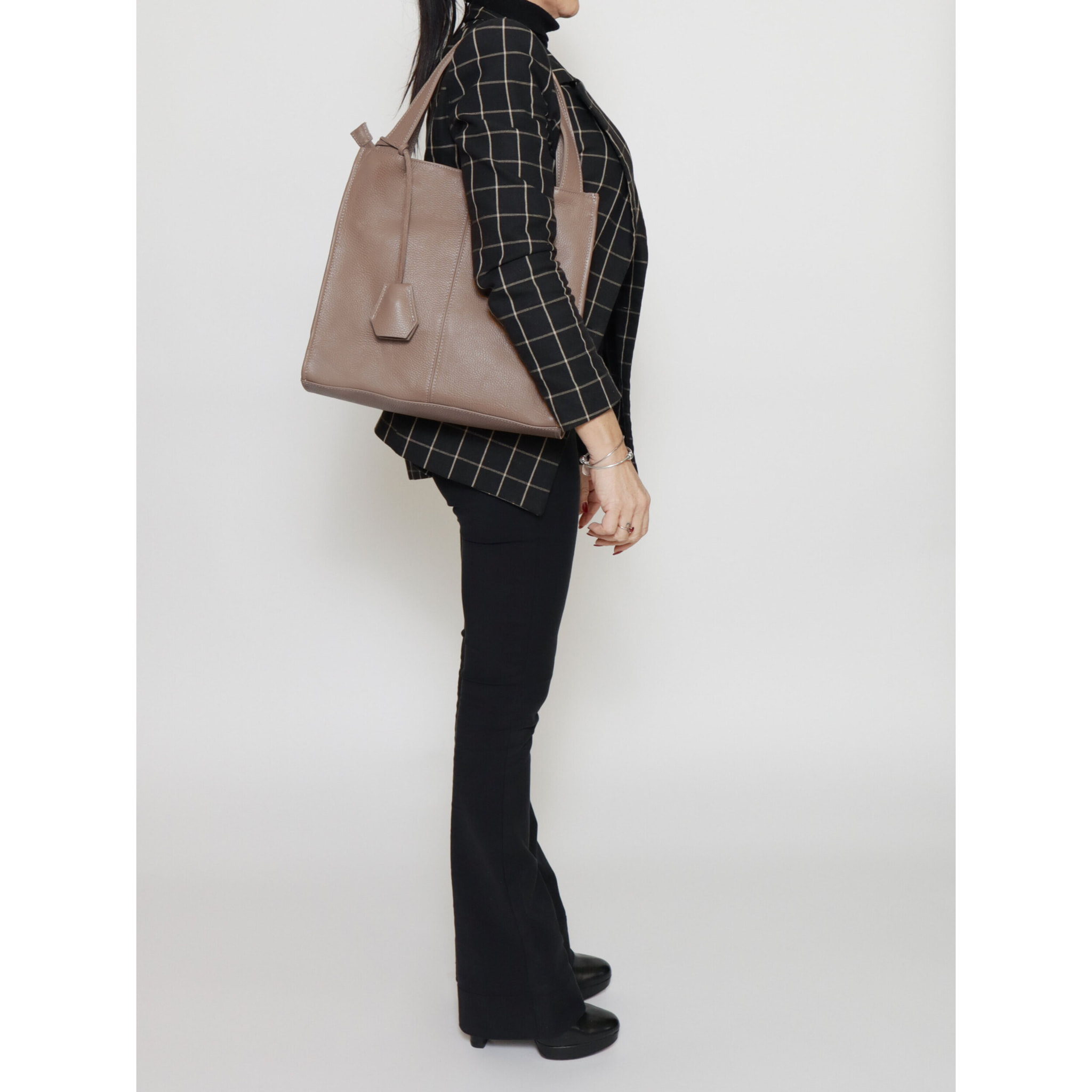 Borsa a spalla  da donna In Vera pelle Made in Italy 34x32x11 cm