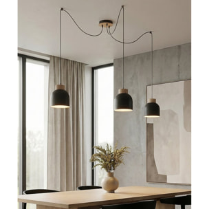 Lampada a sospensione KRU a tre luci in acciaio nero e legno