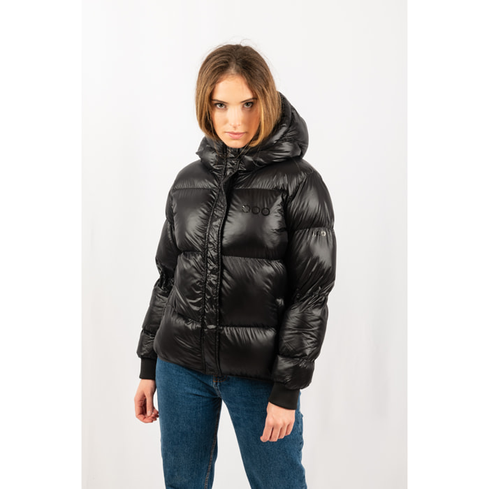 Chaqueta Monaco Short jacket dela marca ECOON - Negro
