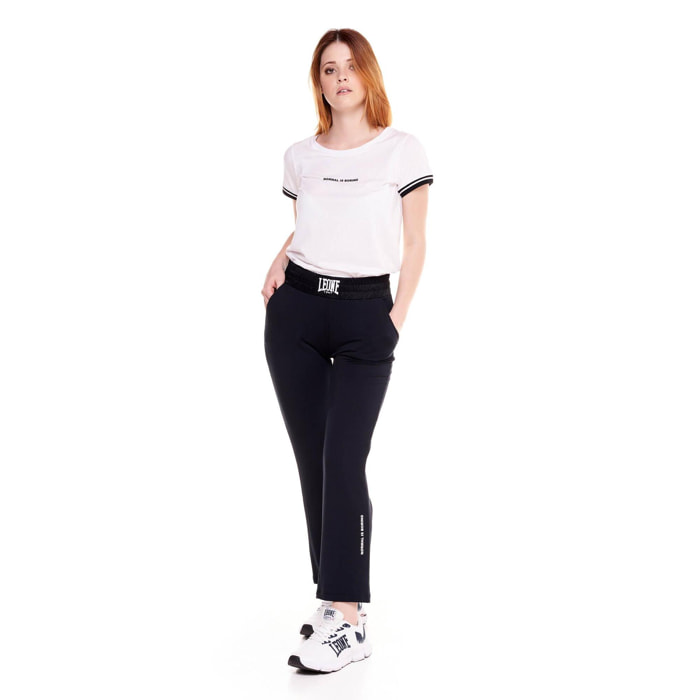 Pantalón de mujer blanco y negro.
