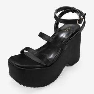 Sandalias de cuña y plataforma negras en satén