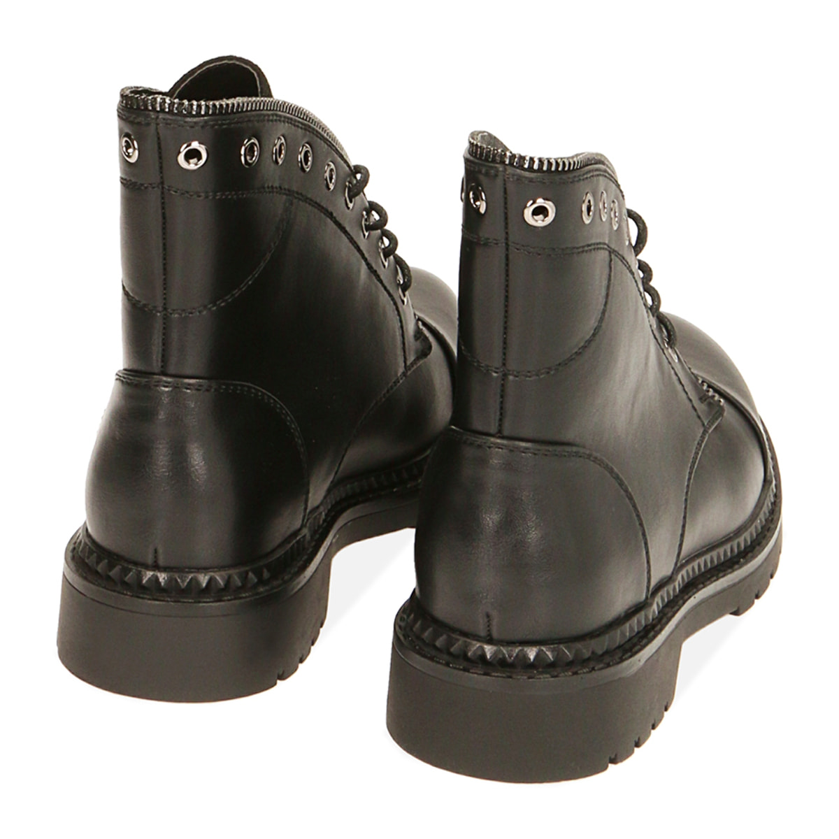 Anfibi con gambale sagomato neri