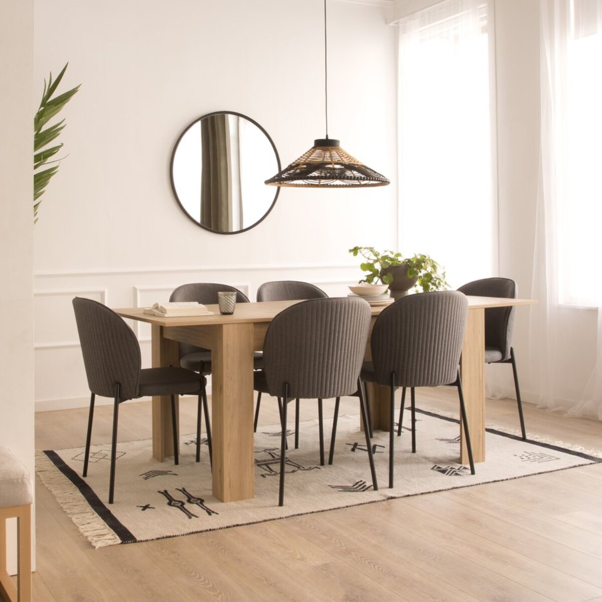 Table à manger extensible Selena -bois d'ingénierie, effet orme et orme blanchi-couleur noix naturelle 140 x 74 x 90 cm