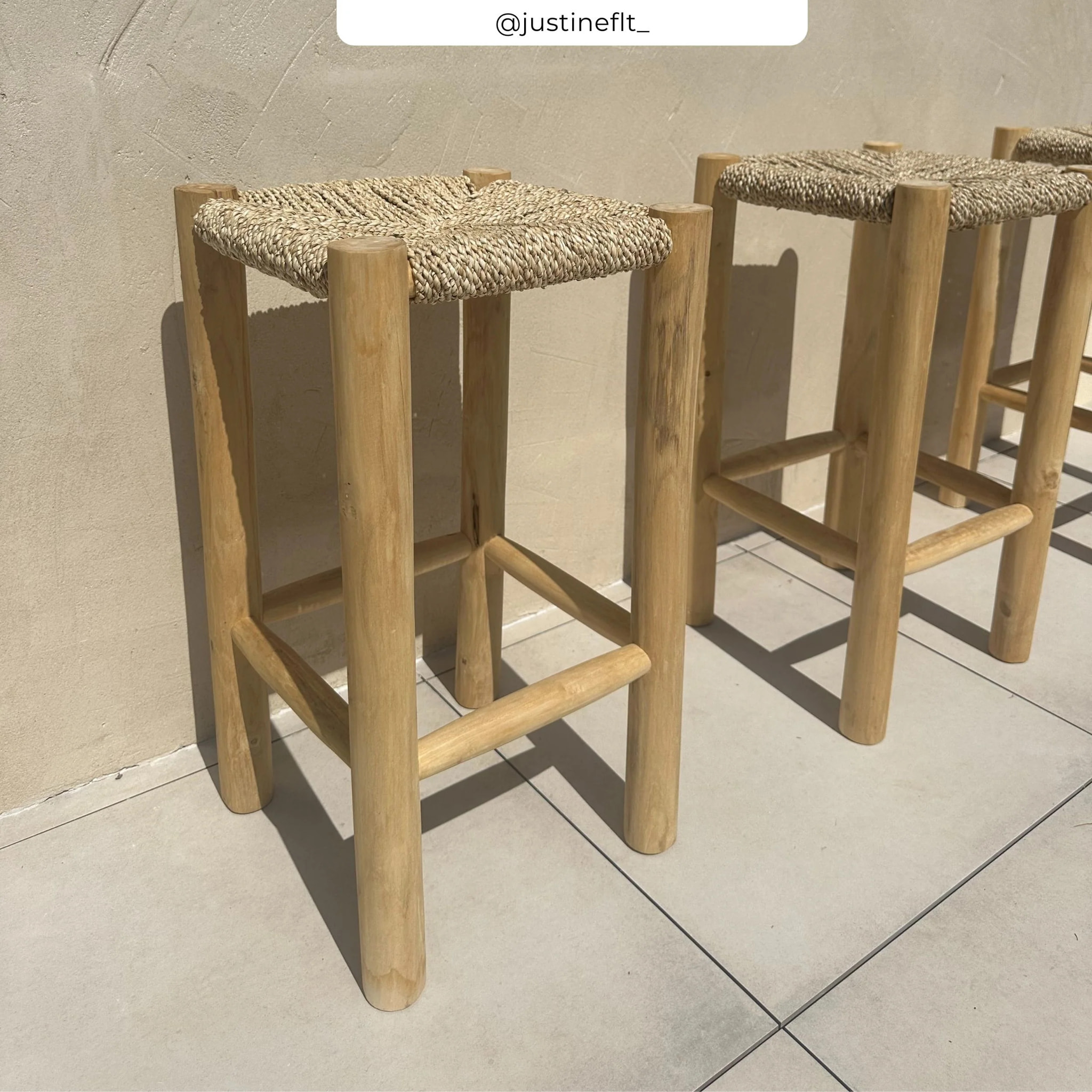 Tabouret pour îlot central 65 cm en jonc de mer et teck - Jovan