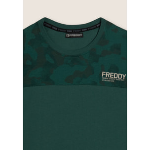 T-shirt camouflage con fondo tinta unita e logo cuore