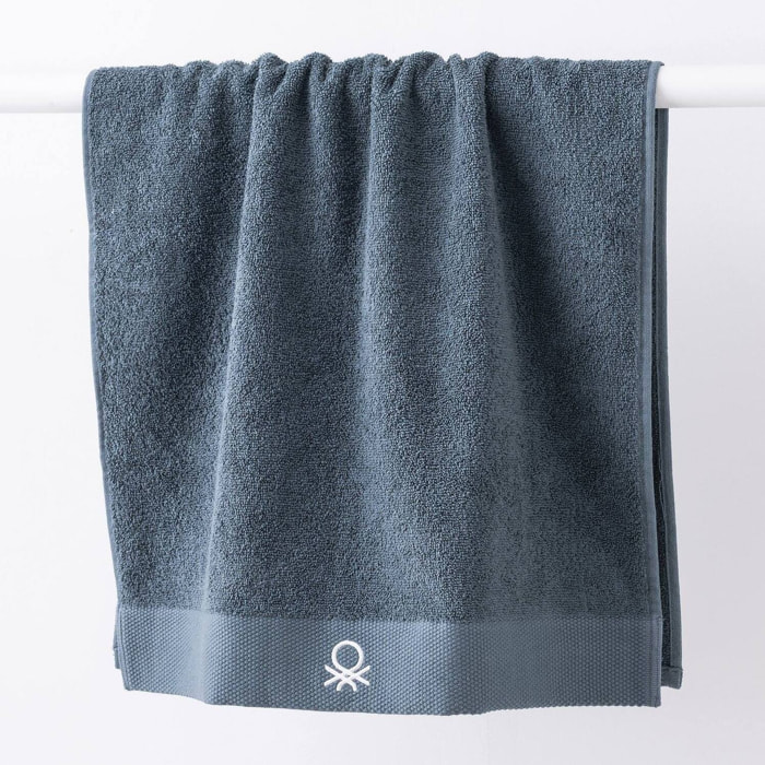 Toalla de baño 50x90cm 100% algodón 450gsm en gris oscuro - suave, absorbente y secado rápido