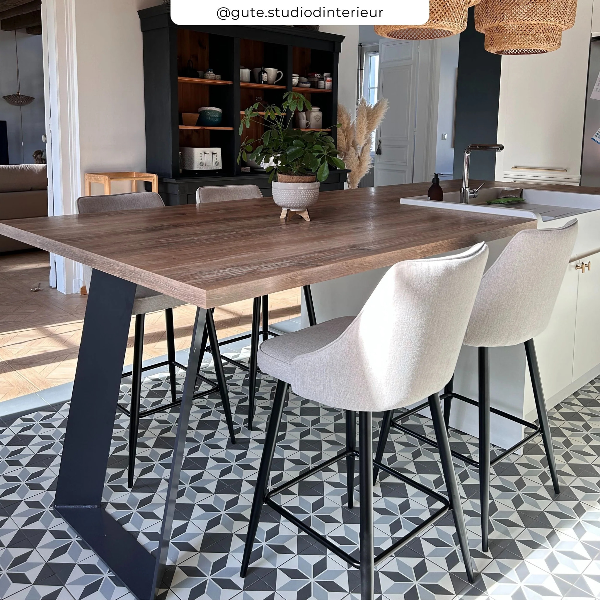 Lot de 2 chaises pour îlot central 66,5 cm en tissu beige - Pipo