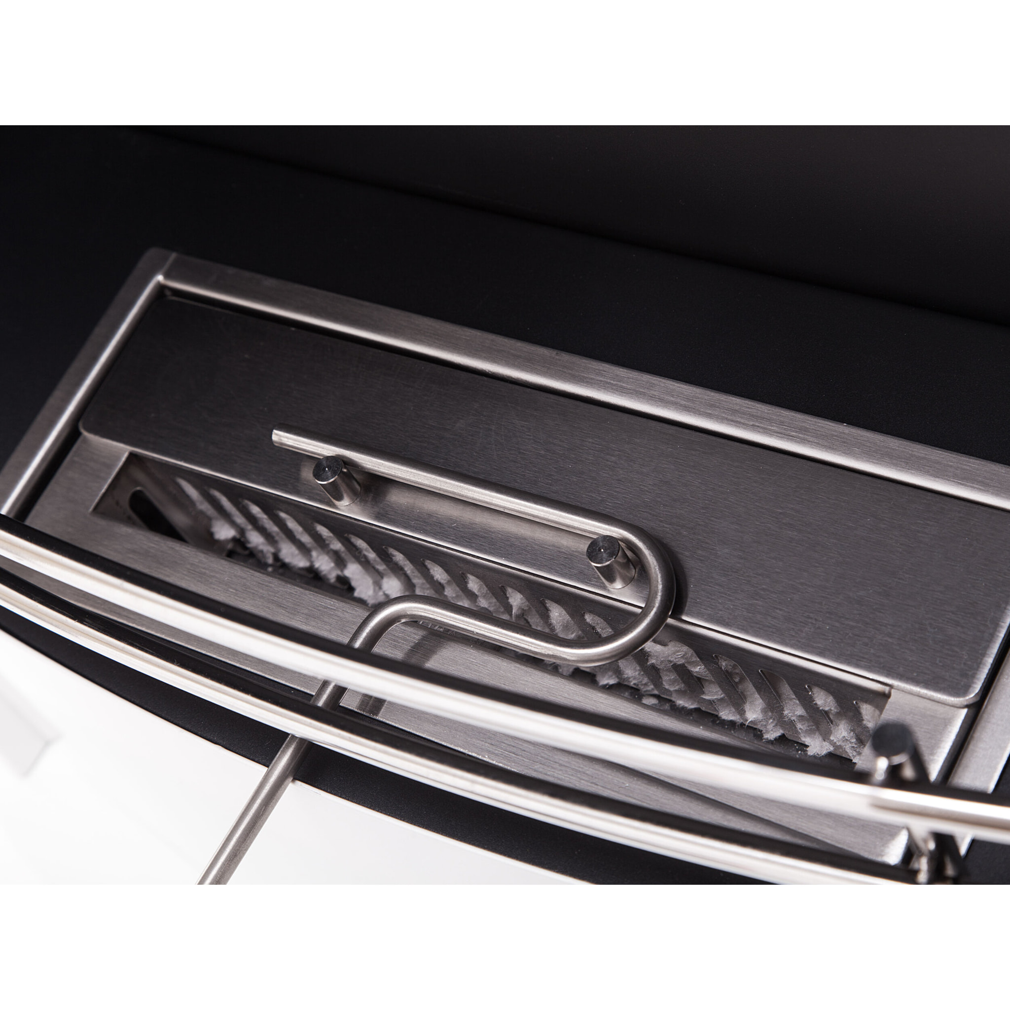 Cheminée à l'éthanol au sol en acier blanc