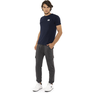 Pantalón cargo de hombre con pequeño logo 'Basic'