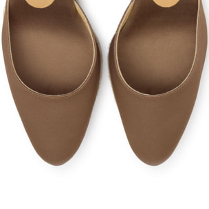 Alpargata Joyce cuña de yute en satén con cintas y punta afilada