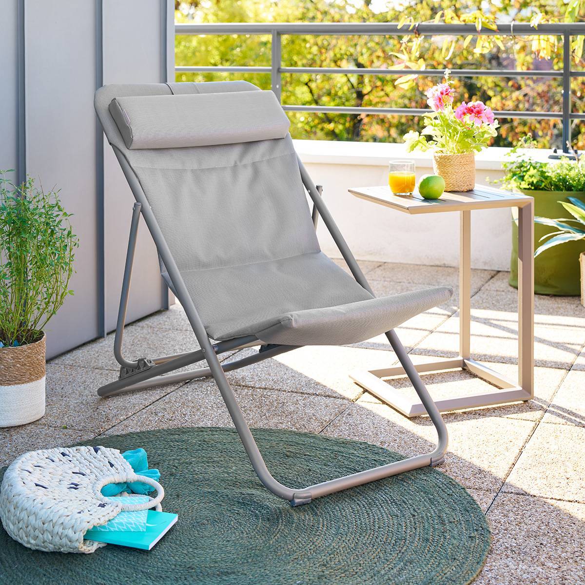 Chilienne de jardin empilable pliable Mirael café