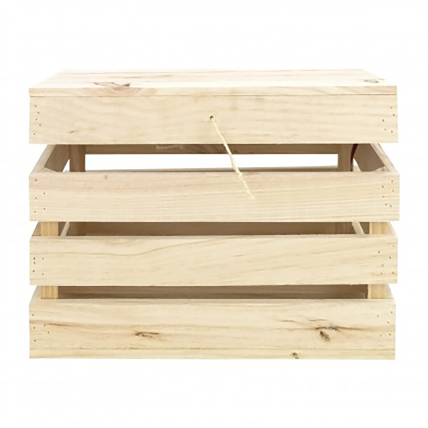 Baúl de madera maciza en tono natural de 49x30x33cm Alto: 29.5 Largo: 49 Ancho: 33