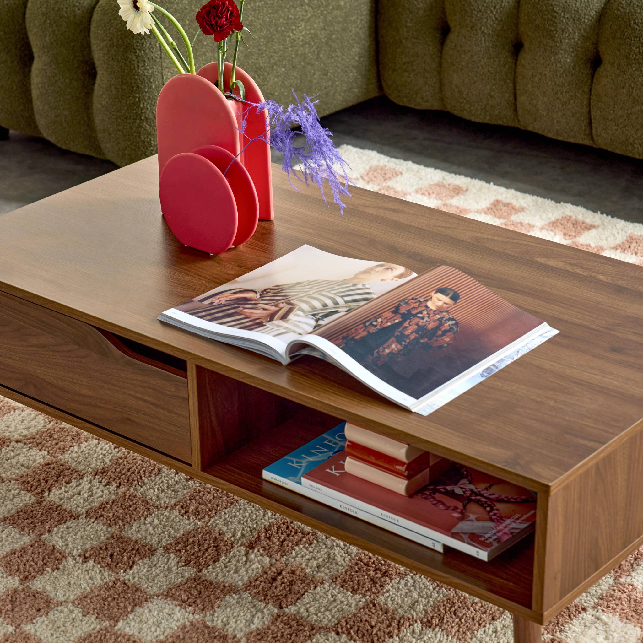 Table basse vintage décor bois de noyer
