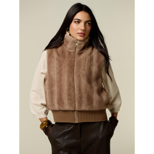 Oltre - Gilet effetto peluche con collo alto - Beige