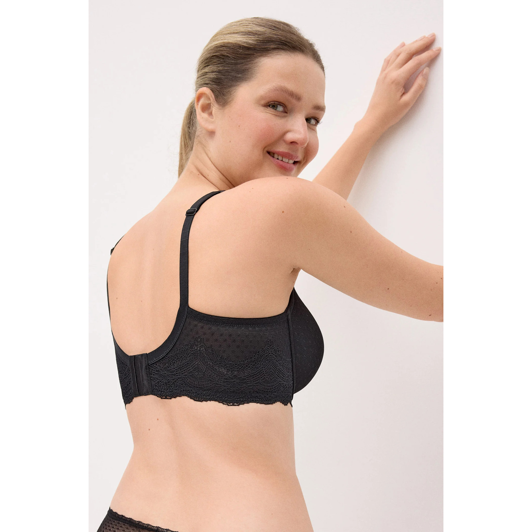Reggiseno con ferrtto e imbottitura