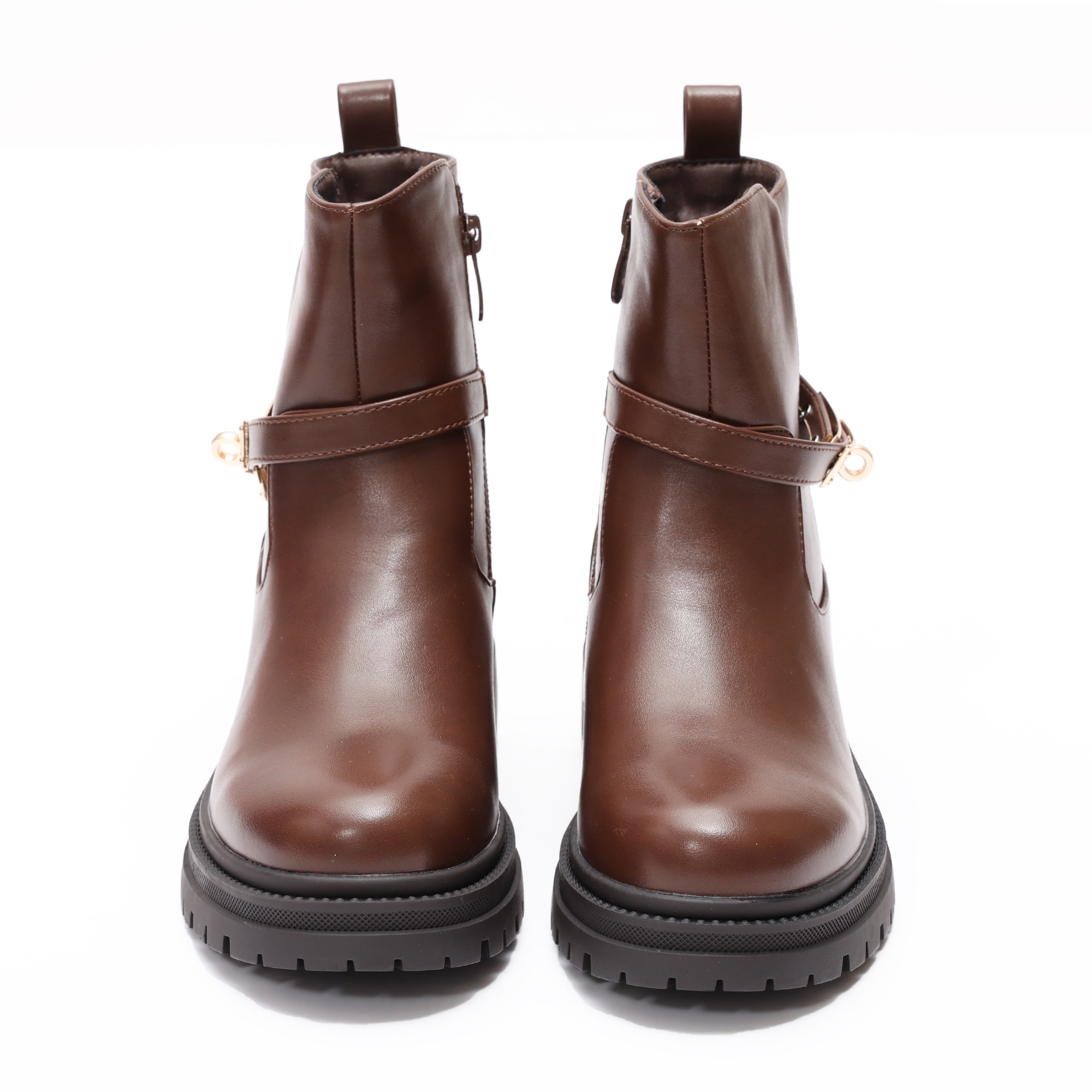 Stivaletti in simil pelle con fibbia dorata