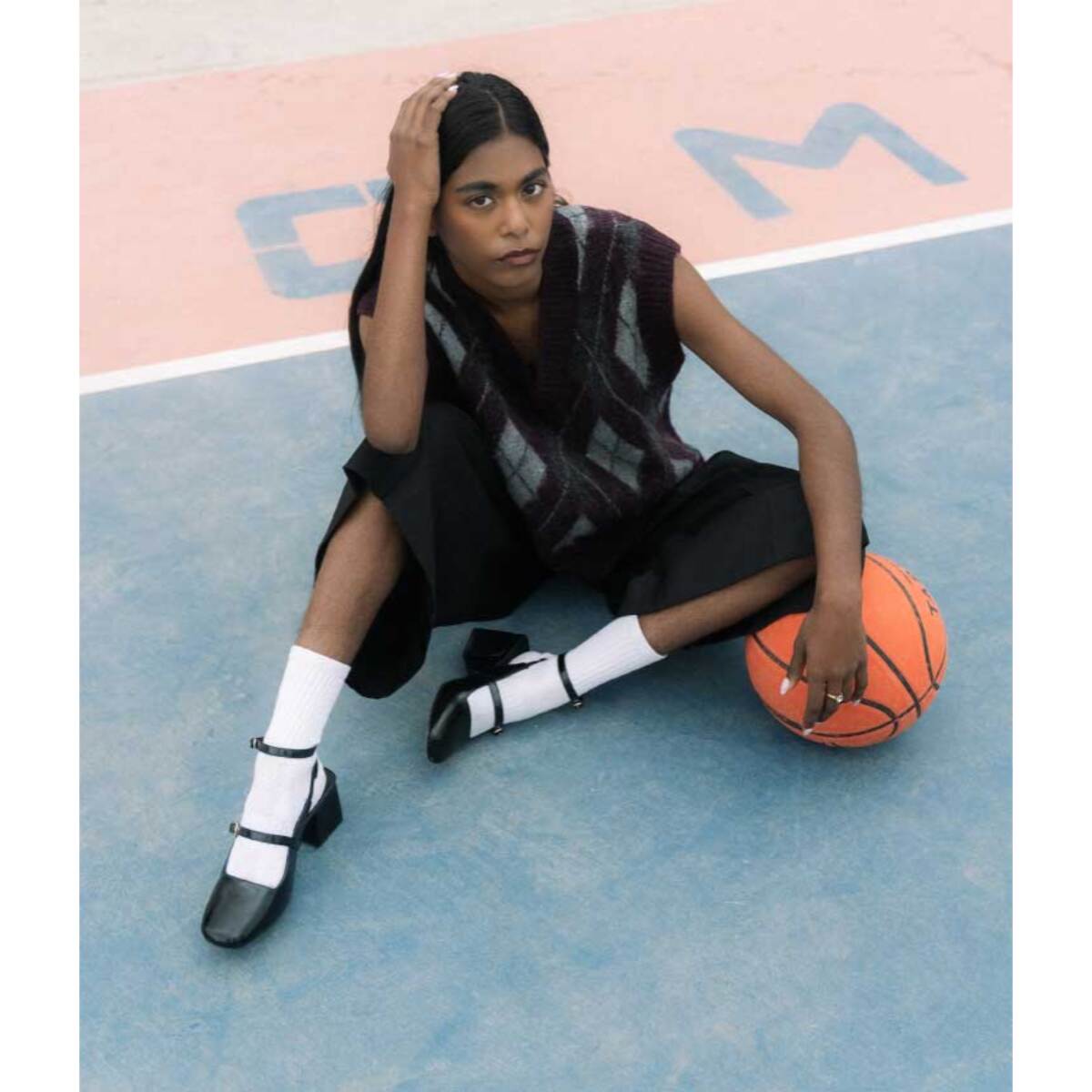 Zapatos Mary jane negros destalonados con hebillas