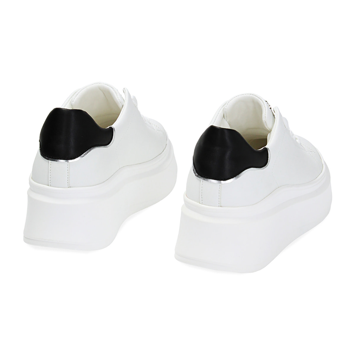 Zapatillas blancas