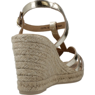 Sandalias Mujer de la marca GEOX  modelo D GELSA ORO