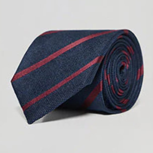 Pack di cravatta e fazzoletto in seta con particolare di ricamo Polo Club